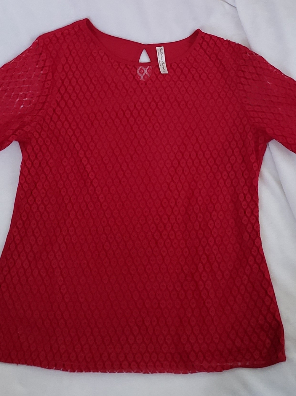 PerSeption Concept Red Diamond Lace Short Sleeve Top